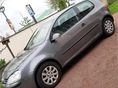 Gebraucht VW Golf V 115 PS (84 kW) 2004 Grau Kleinwagen