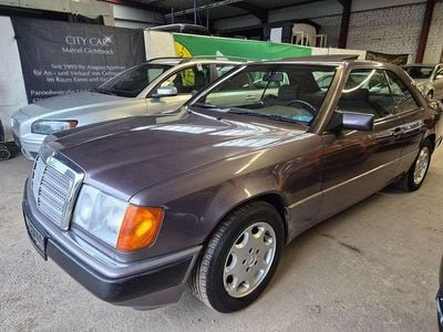 Second-hand Mercedes E220 150 CP (110 kW) 1992 Maro Coupe