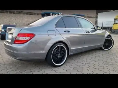 Gebraucht Mercedes C220 170 PS (125 kW) 2010 Grau Limousine