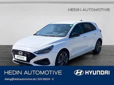 Begagnad Hyundai i30 Advantage 101 HK (74 kW) 2025 Vit Sedan
