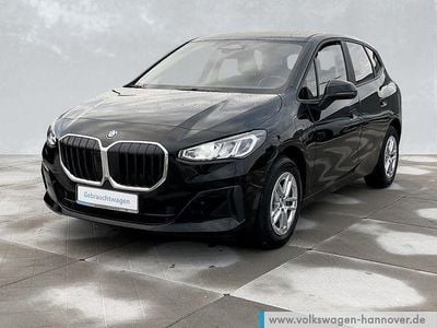Gebraucht BMW 225 Active Tourer 136 PS (100 kW) 2023 Schwarz metallic Van / Kleinbus