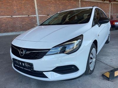 Schneeweiss/summitwhite/arctic Gebraucht 2021 Opel Astra Edition Kombi | 11.299 € (Superpreis)