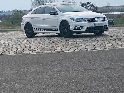 Używany VW Passat 220 KM (161 kW) 2014 Biały Minivan