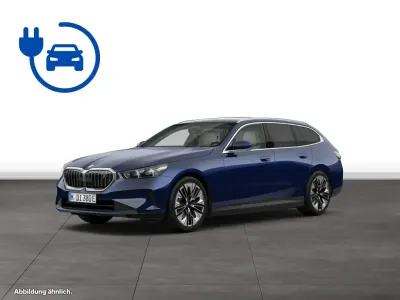 Gebraucht BMW i5 250 kW (340 PS) 2025 Blau Kombi