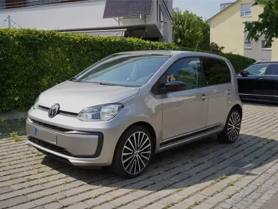 Gebraucht VW up! Beats 60 PS (44 kW) 2018 Silber Kleinwagen