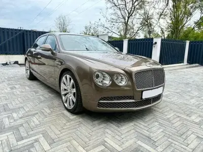 Begagnad Bentley Flying Spur 625 HK (459 kW) 2014 Andere Sedan