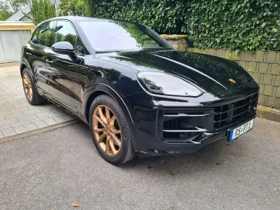 Gebraucht Porsche Cayenne 475 PS (349 kW) 2023 Schwarz SUV