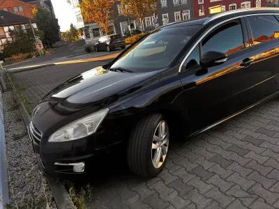 Gebraucht Peugeot 508 163 PS (119 kW) 2011 Schwarz Kombi