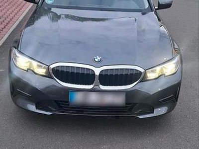 Usata BMW 318 150 CV (110 kW) 2019 Grigio Station wagon