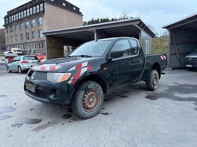 Gebraucht Mitsubishi L200 136 PS (100 kW) 2010 Schwarz Pickup