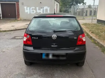 Gebraucht VW Polo 63 PS (46 kW) 2003 Schwarz Kleinwagen