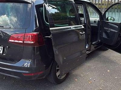 Gebraucht VW Sharan Comfortline 150 PS (110 kW) 2020 Van / Kleinbus