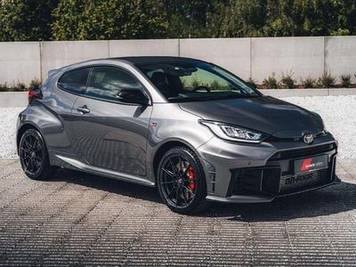 Nuova Toyota Yaris Premium 280 CV (205 kW) 2026 Grigio Utilitaria