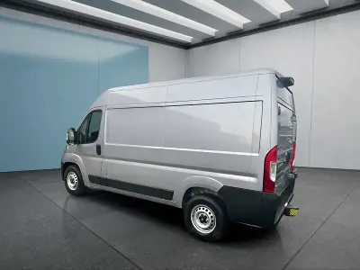 Neu Fiat Ducato 140 PS (102 kW) 2025 Grau Van