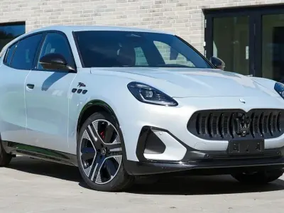 Nuova Maserati Grecale Folgore 409 kW (557 CV) 2026 Bianco SUV