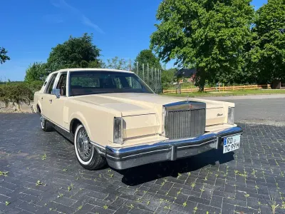 Gebraucht Lincoln Continental 135 PS (99 kW) 1982 Beige Limousine
