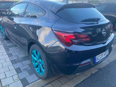 Opel Astra GTC