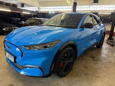 Gebraucht Ford Mustang Mach-E 258 kW (351 PS) 2022 Blau SUV