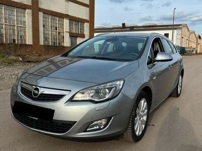 gebraucht Opel Astra Sports Tourer 2.0 CDTI Sport Sport