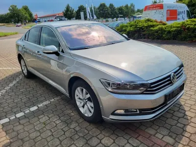 Gebraucht VW Passat Comfortline 125 PS (91 kW) 2015 Silber Limousine
