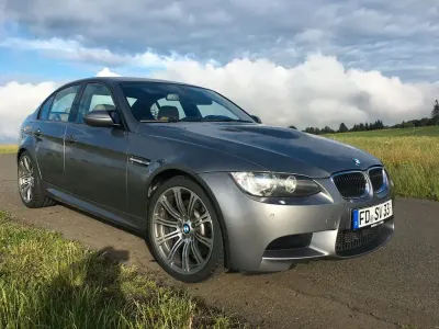 Używany BMW M3 Sport Line 420 KM (308 kW) 2009 Szary Sedan/Limuzyna