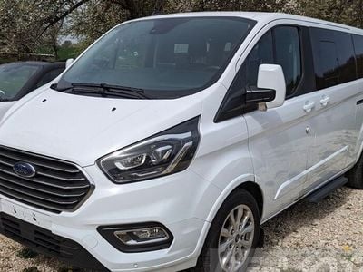 Ford Tourneo Custom