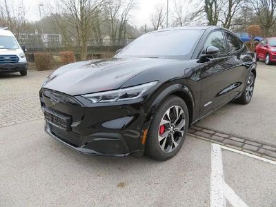 Iridiumschwarz metallic Gebraucht 2021 Ford Mustang Mach-E Extended Range SUV | 39.849 €