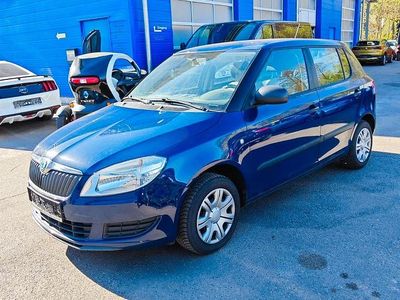 Gebraucht Skoda Fabia Classic 75 PS (55 kW) 2012 Blau Limousine