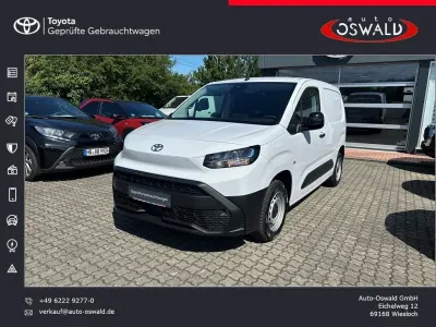 Gebraucht Toyota Proace City City 102 PS (75 kW) 2024 Weiß Van / Kleinbus