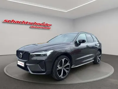 Gebraucht Volvo XC60 R-Design 253 PS (186 kW) 2023 Silber SUV