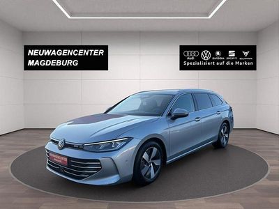 Oyster silver metallic Gebraucht 2025 VW Passat Elegance Kombi | 35.980 € (Superpreis)