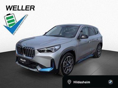 Gebraucht BMW iX1 Performance 225 kW (306 PS) 2023 Spacesilber (silber) SUV