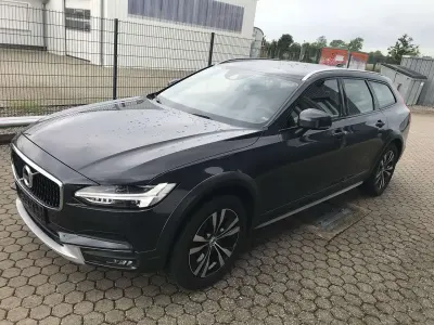 Gebraucht Volvo V90 CC Pro 190 PS (139 kW) 2019 Grau Kombi