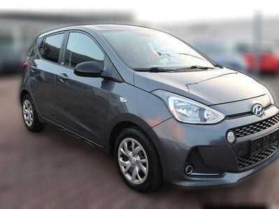 Grau metallic Gebraucht 2019 Hyundai i10 YES! Kleinwagen | 10.010 € (Etwas zu teuer)