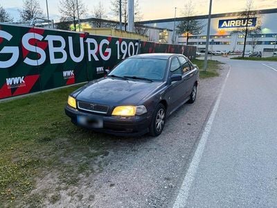 Second-hand Volvo S40 116 CP (85 kW) 1997 Mov Berlinǎ