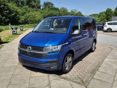 Gebraucht VW Multivan Trendline 150 PS (110 kW) 2020 Blau Van / Kleinbus