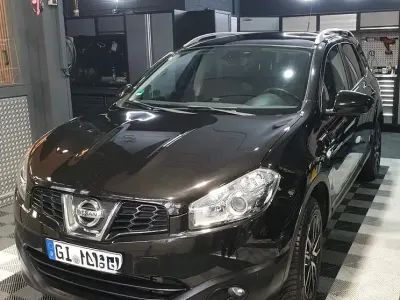 Gebraucht Nissan Qashqai +2 Acenta 131 PS (96 kW) 2012 Schwarz SUV