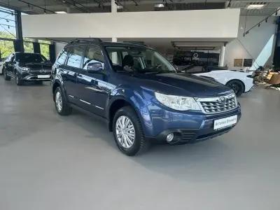Gebraucht Subaru Forester Comfort 150 PS (110 kW) 2012 Blau (metallic) SUV