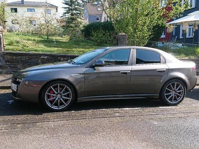 Alfa Romeo 159