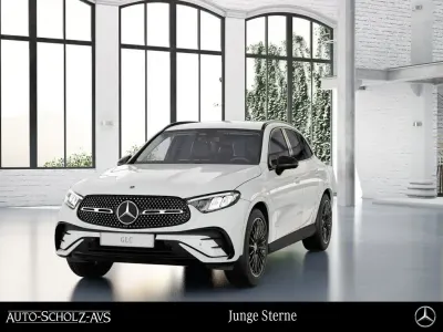 Używany Mercedes GLC300e AMG 197 KM (144 kW) 2026 Biały SUV