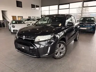 Usata Suzuki Vitara Comfort 110 CV (80 kW) 2026 Nero SUV