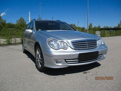 Usata Mercedes C200 163 CV (119 kW) 2007 Argento Station wagon