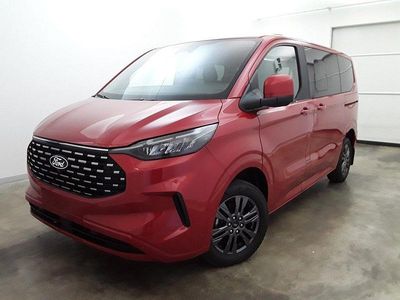 Rot Gebraucht 2024 Ford Tourneo Titanium Van / Kleinbus | 44.380 € (Fairer Preis)
