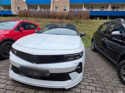 Gebraucht Opel Astra Ultimate 136 PS (100 kW) 2025 Weiß Limousine