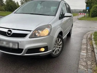 Gebraucht Opel Zafira 140 PS (102 kW) 2008 Silber Van / Kleinbus