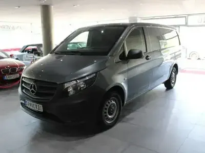 Gebraucht Mercedes Vito 136 PS (100 kW) 2022 Selenitgrau Van