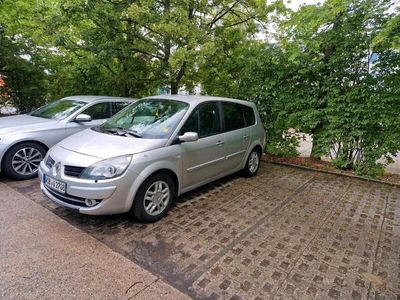 Renault Grand Scénic II