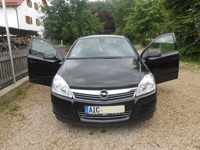 Gebraucht Opel Astra Edition 116 PS (85 kW) 2008 Schwarz metallic Limousine
