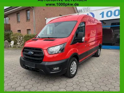Używany Ford Transit 105 KM (77 kW) 2022 Czerwony Minivan