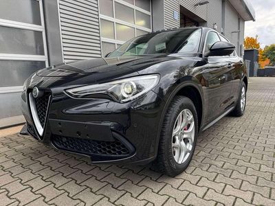 Nero vulcano Gebraucht 2019 Alfa Romeo Stelvio Super SUV | 29.990 € (Fairer Preis)